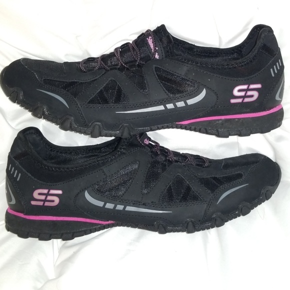 skechers slip on athletic shoes